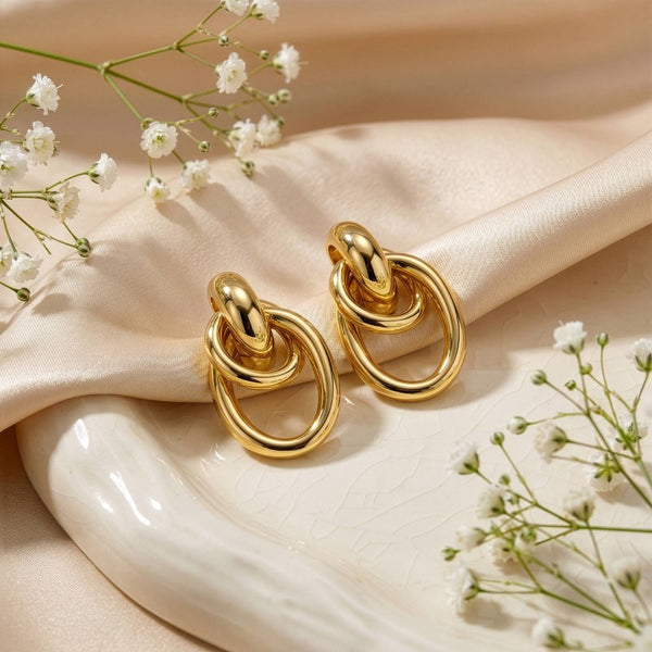Premium Gold Plated Chunky Interlocking Rings Stud Earrings (AJ-ST0001-G)